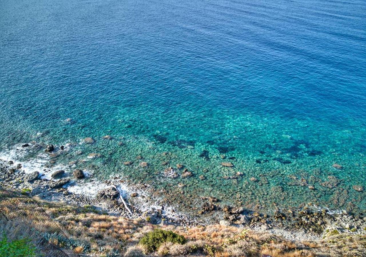 Aparthotel Baia Dei Delfini Furnari Exterior foto